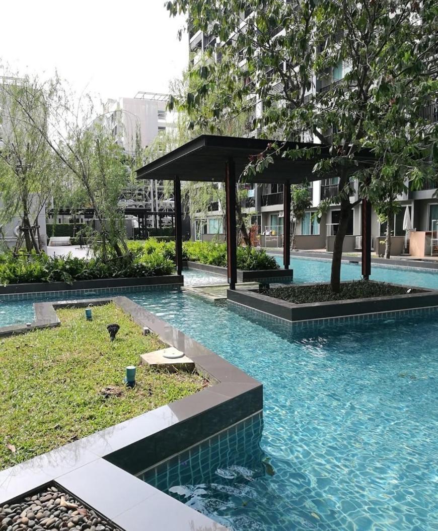 Luxury Condominium Sukhumvit 77 Банкок Екстериор снимка